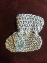 crochet baby booties, free crochet baby booties pattern, how to crochet baby booties, super easy crochet baby booties pattern, free crochet patterns, find free crochet patterns for baby booties