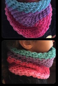 moss stitch crochet neck warmer, free neck warmer pattern, crochet neck warmer, kids scarf pattern