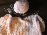 crochet shell stitch, how to crochet a shell stitch blanket, shell stitch baby blanket, crochet baby blanket, baby blanket patterns