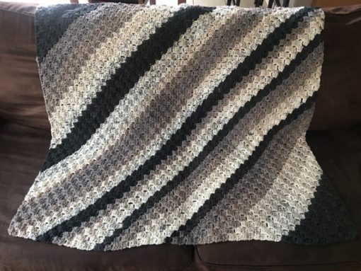 C2C, CORNER TO CORNER BLANKET, crochet blanket, corner to corner blanket crochet, how to crochet a c2c blanket, easy crochet blanket pattern