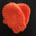 crochet mittens, crochet mitten pattern, baby mittens pattern, scrap yarn projects