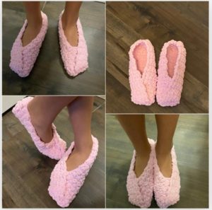 crochet slippers, easy crochet slippers, crochet slippers pattern, crochet slippers video tutorial, how to crochet slippers