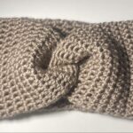 crochet, crochet headband, crochet ear warmer, twisted ear warmer, crochet knot headband, easy crochet headband pattern, super warm crochet headband pattern