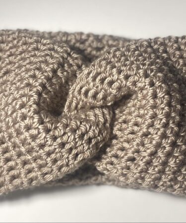 crochet, crochet headband, crochet ear warmer, twisted ear warmer, crochet knot headband, easy crochet headband pattern, super warm crochet headband pattern
