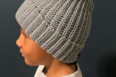 crochet hat, crochet beanie, crochet beanie pattern, simple crochet beanie pattern, crochet beanie pattern all sizes, simple crochet hat pattern