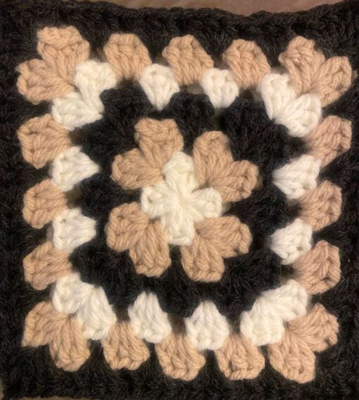 crochet pattern, crochet tutorial, crochet granny square patterns, crochet granny square pattern free, crochet granny square patterns for beginners, crochet granny square pattern easy, crochet granny square patterns for beginners to follow, crochet granny square pattern free, tight weave granny square pattern, tight stitch granny square