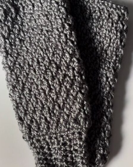 leg warmers, crochet leg warmers, how to crochet leg warmers, diy crochet, how to crochet, easy crochet leg warmers, crochet leg warmer pattern, crochet leg warmers pattern for beginners, crochet leg warmer tutorial, free crochet leg warmer pattern