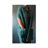 how to crochet a pocket shawl, free crochet pocket shawl pattern, how to crochet for beginners
