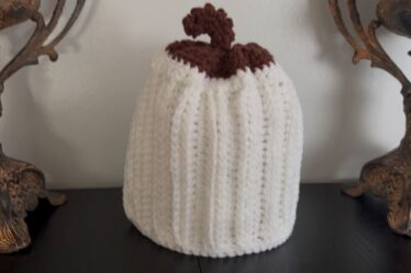 crochet pumpkin, crochet pumpkin pattern, pumpkins, crochet pumpkin, fall accessories, pumpkin hat, crochet pumpkin hat, how to crochet a beanie, crochet beanie pattern, pumpkin beanie