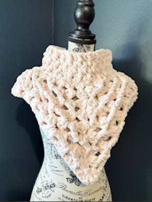 crochet scarf pattern, triangle scarf, neck warmer, free crochet pattern