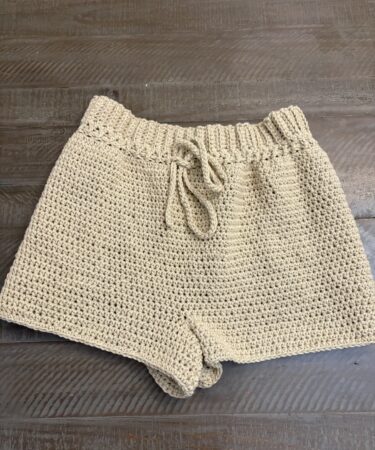 shorts, crochet shorts, how to crochet shorts, easy crochet shorts for beginners, crochet shorts tutorial, crochet shorts 3xl, crochet shorts 2xl, crochet shorts xl, free crochet patterns easy for beginners