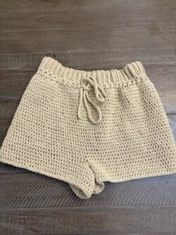 shorts, crochet shorts, how to crochet shorts, easy crochet shorts for beginners, crochet shorts tutorial, crochet shorts 3xl, crochet shorts 2xl, crochet shorts xl, free crochet patterns easy for beginners