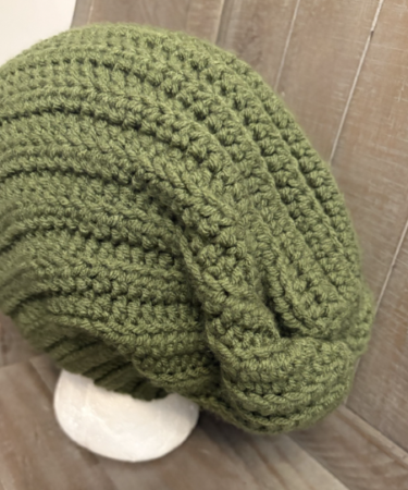 crochet slouchy beanie, ribbed crochet slouchy beanie for men, men crochet hat pattern, men crochet slouchy beanie pattern, free crochet slouchy beanie pattern, easy crochet hat for beginners, left hand crochet video tutorial, how to crochet a slouchy beanie for men, how to crochet a slouchy beanie with left hand, ribbed ear warmer, easy crochet accessories for the winter